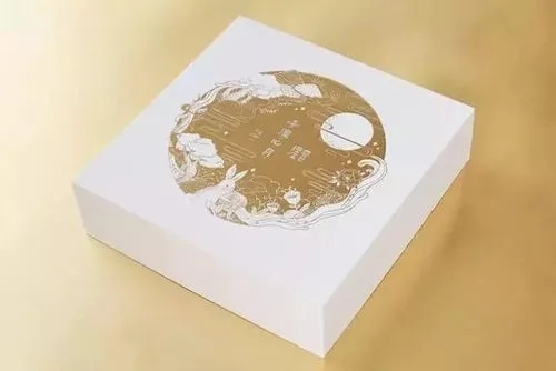 國家郵政局監(jiān)測數據顯示，截至5月4日，今年我國快遞業(yè)務量達400億件，比2019年達到400億件提前了128天，比2022年提前了24天。2023年以來，快遞業(yè)整體呈現企穩(wěn)回升態(tài)勢，業(yè)務量增速逐月提速向好，僅用4個多月就完成400億件，折射出我國居民消費信心增強，經濟持續(xù)向好的積極信號。