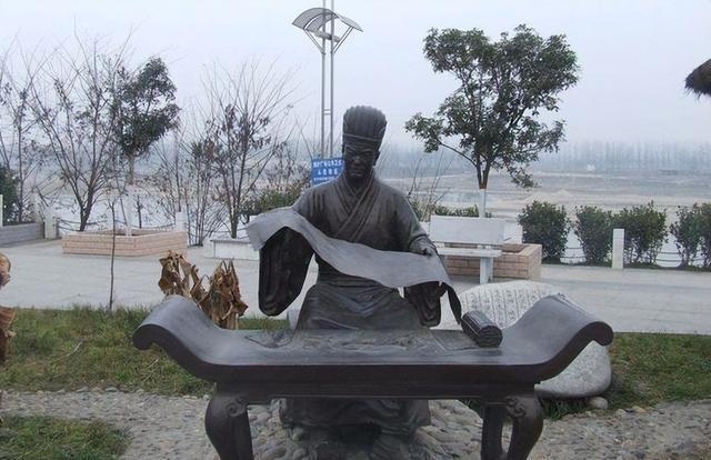 蔡倫改進造紙術，對中國后來的影響有多大？